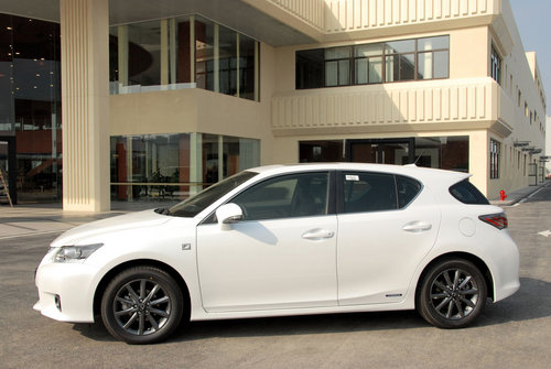 雷克萨斯CT200h 南京协众4S专营店实拍