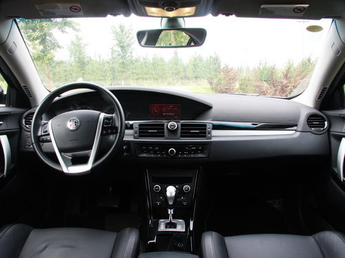 2012款MG6超值版 购车现金可优惠6800元