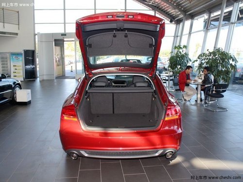 2012款奥迪A5 天津港现车年底优惠促销