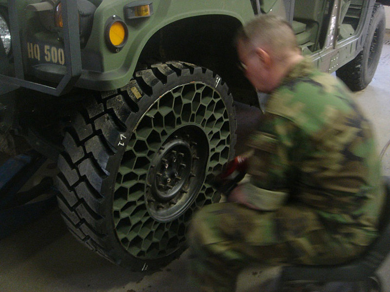 普利司通全新概念轮胎