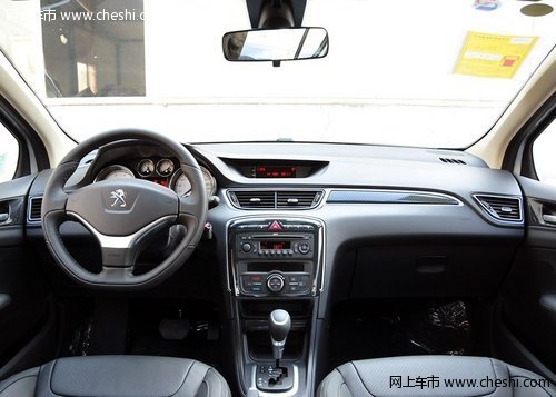 东风标致308中控台