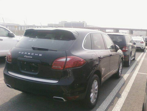 2012款保时捷卡宴