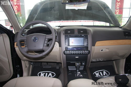 进口起亚霸锐原价优惠8千元 少量现车