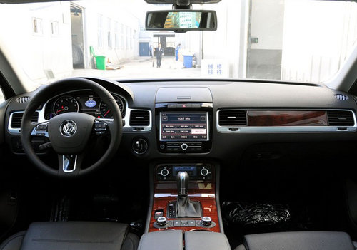 进口大众途锐混合动力版  天津现车热销