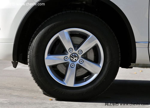 呼和浩特华菱丰进口大众4S店