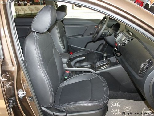 智跑副驾驶席座椅特写