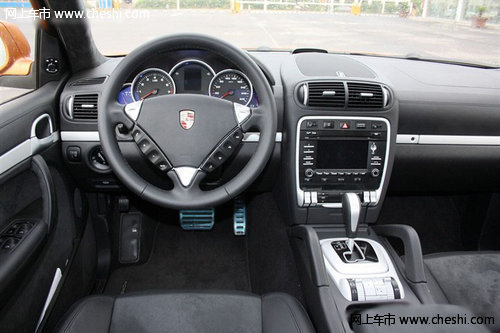 2012款保时捷卡宴