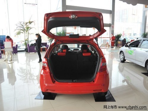 准女婿们 推荐给您的能装又灵巧的车型