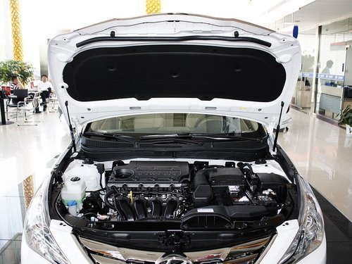 北京现代荆门恒信华通店