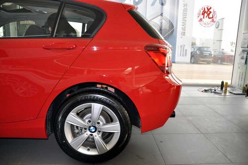 全新BMW 1系运动型 南京星之宝到店实拍