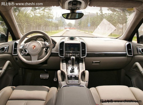 全新保时捷卡宴美规版