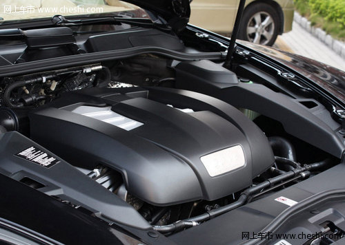 2012款保时捷卡宴