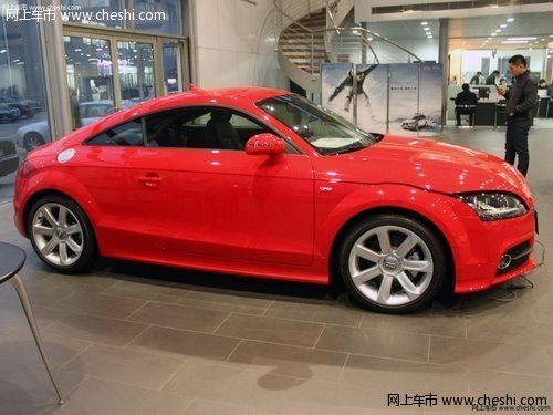 奥迪TT购车最高优惠7万 试驾送新年红包