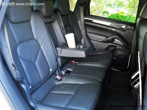 2012款保时捷卡宴油电混合 天津港134万