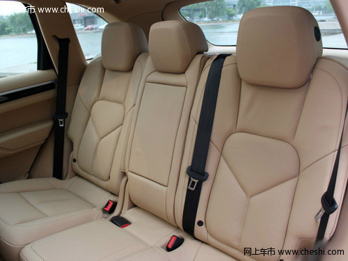 2012款保时捷卡宴  天津现车全系大优惠