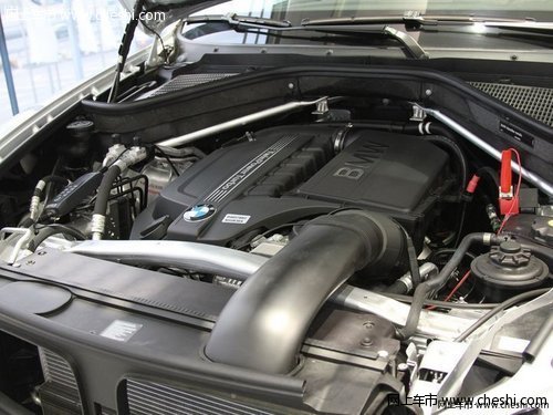 2012款宝马X5美规版  天津现车最低76万