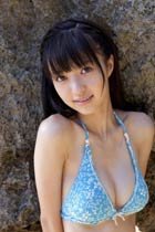 网传红衣爆乳汽车妹 海量高清写真大片