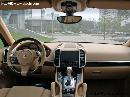 2012款保时捷卡宴 天津现车120万有优惠