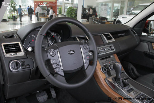 路虎揽胜运动版 天津3.0T现车优惠热卖