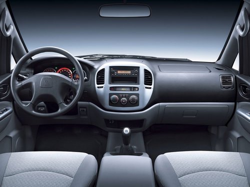 河南海川风行汽车4S店 菱智