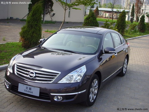 清远东风日产   天籁