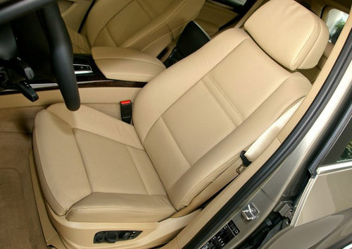 进口宝马X5美规版中配82万  天津现车到