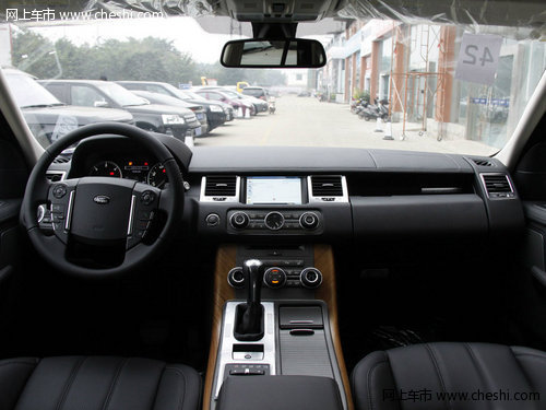 路虎揽胜运动版3.0T  天津现车低价热销