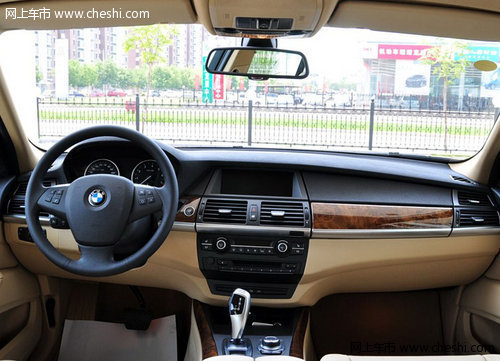 宝马X5美规版低配现车  天津70万特惠价