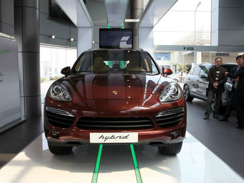 保时捷卡宴 天津中规现车限时特价112万