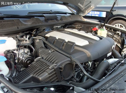 2012款大众途锐全系  天津现车大幅降价