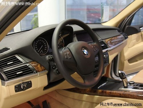 2012款宝马X5  天津现车颜色全仅售72万