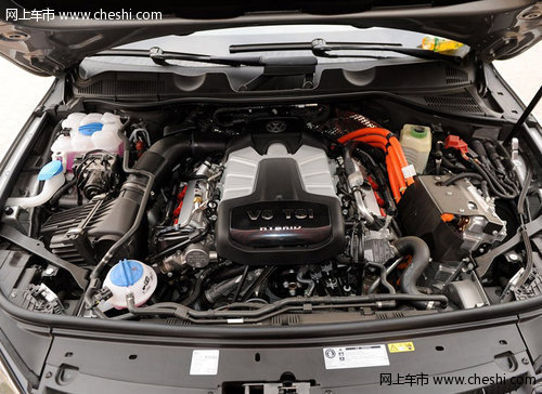 2012款大众途锐全系  现车低价火爆促销