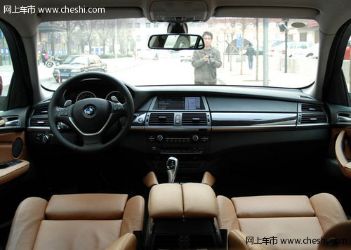 进口2012款宝马X6  天津美规版现车92万