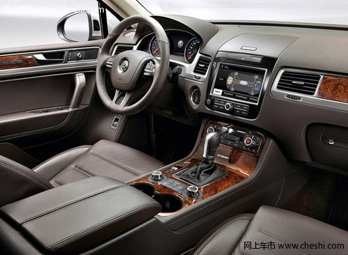 进口大众途锐3.0 天津现车春季优惠酬宾