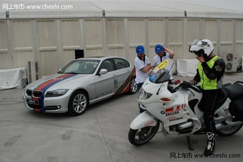 2012年BMW 3行动再启征程 激情登陆东莞