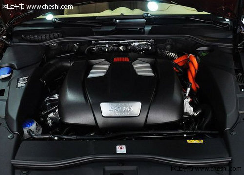 2012款保时捷卡宴 天津港现车105万促销