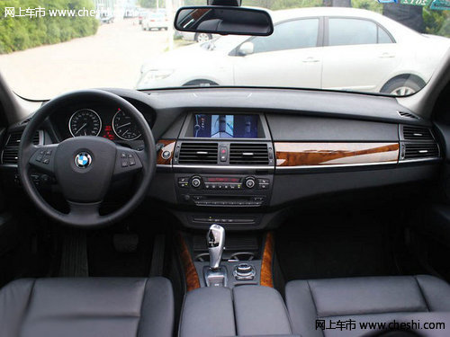 全新宝马X5颜色全  天津现车最低71.8万