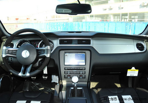 福特眼镜蛇GT500  现车特价127万有优惠