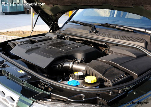 原装进口路虎发现4 天津现车低价热销中