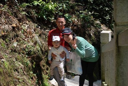 我排放我补偿—郑州日产车主植树育人行