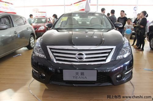 2012年温岭国际汽车展示会之日产展位