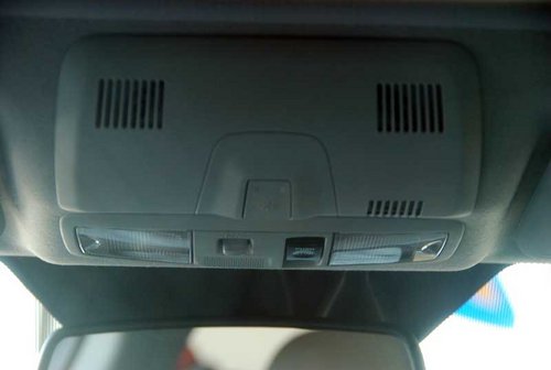 都市SUV 越野越精彩 实拍全新标致4008