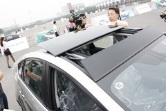 丰田普锐斯 双核节能先驱 非凡体验