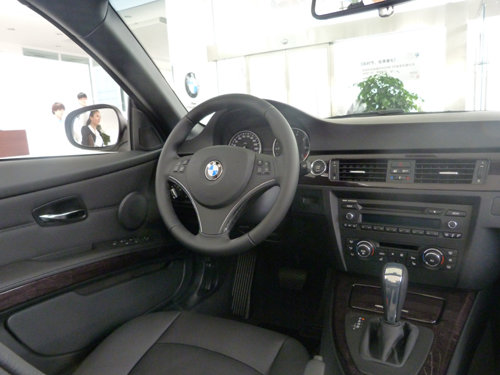 BMW3系双门/敞篷轿跑—驭动追风