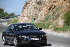 2014款奥迪RS7谍照 将搭载V8双增压引擎