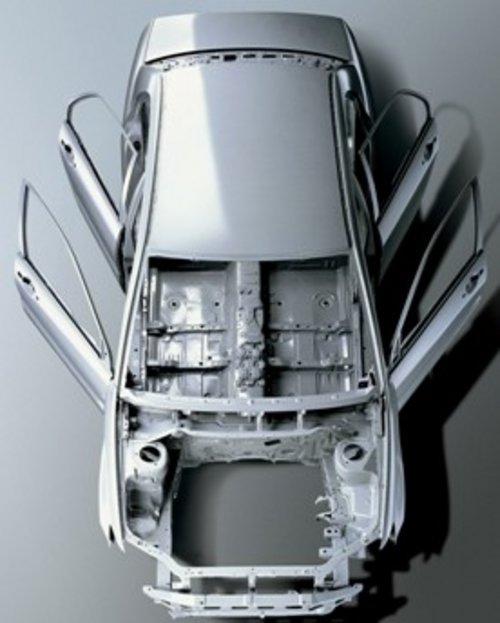 2012款三菱蓝瑟上市 外形新颖功能升级