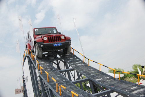 城市不程式！jeep全系体验活动杭州举行