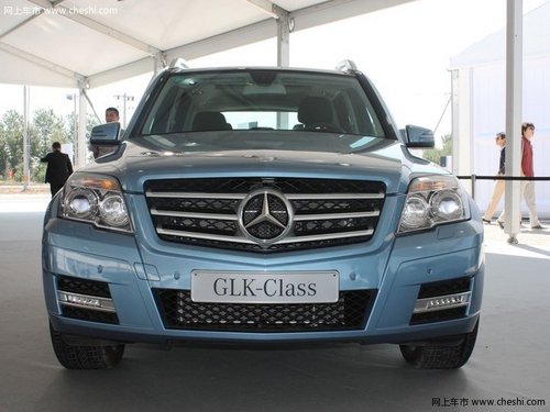 奔驰GLK级现车优惠3.5万元 送1万元礼包