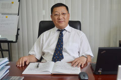 网上车市专访吉林宝辉汽车总经理盛崇伟