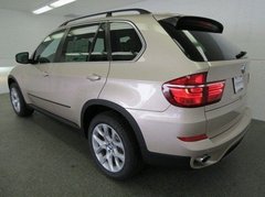 2013款宝马X5美规版  天津新车77万畅销